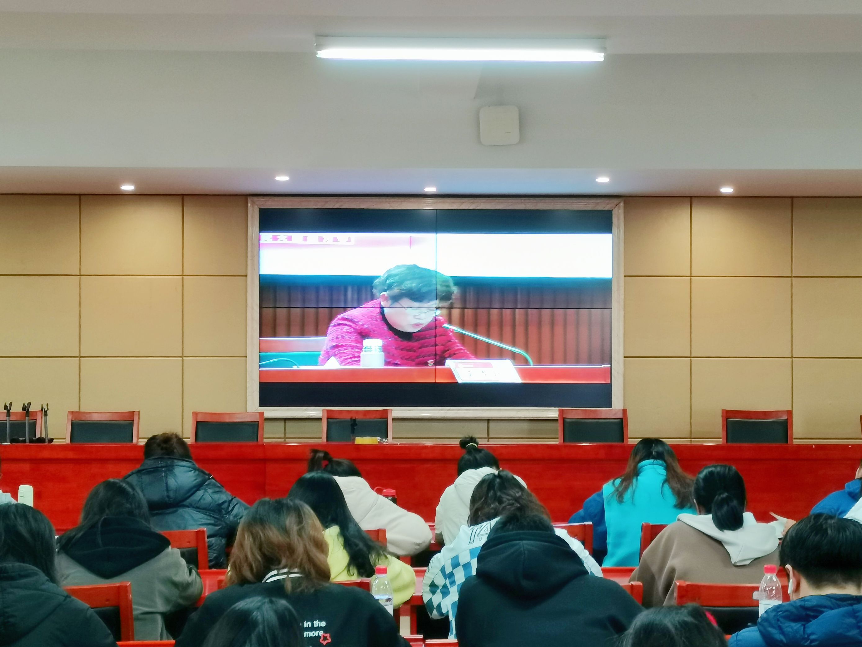 9dbfc99bf34f47899dd513a1340fb39a.jpg 9dbfc99bf34f47899dd513a1340fb39a.jpg